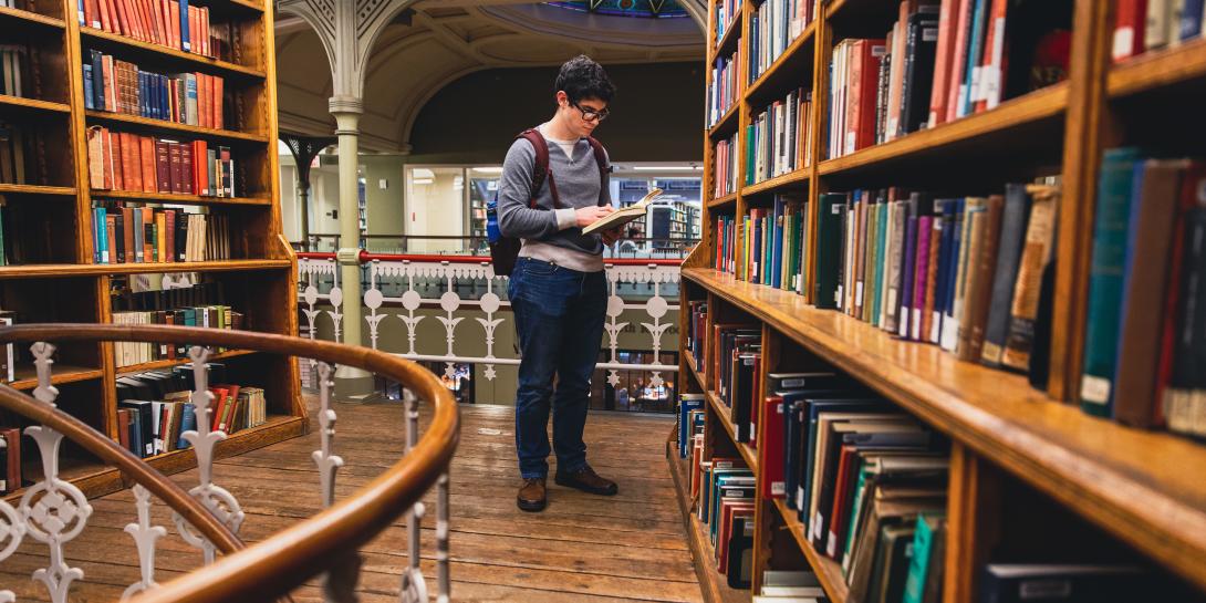 History student in library